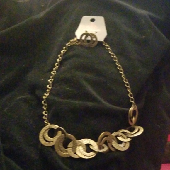 paparazzi Jewelry - Necklace set paparazzi Jewelry - Necklace set